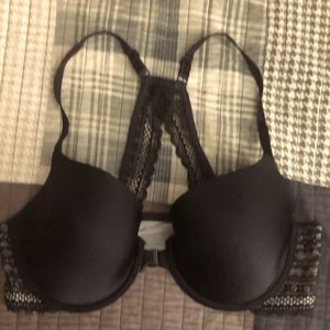 Victoria’s Secret perfect coverage front clasp 38C